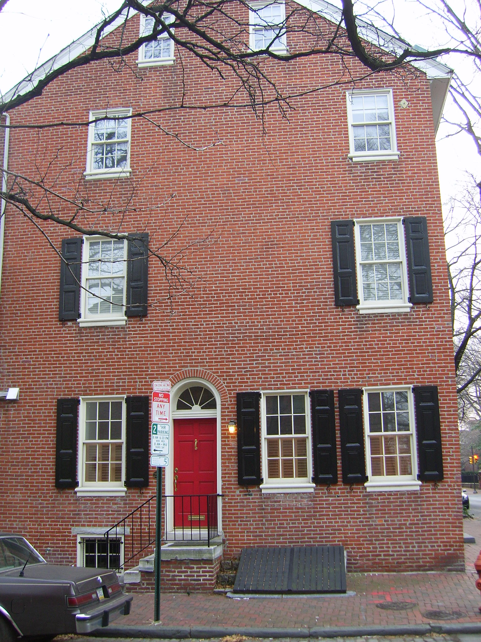 <p>250 Delancey Street</p>
