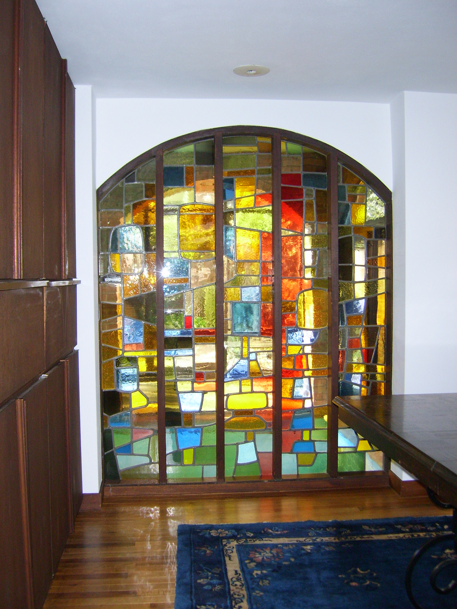<p>116-118 Delancey Street - Stained glass interior window</p>
